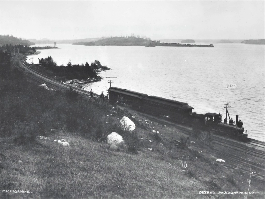 CNW Train Approaching Michigamme